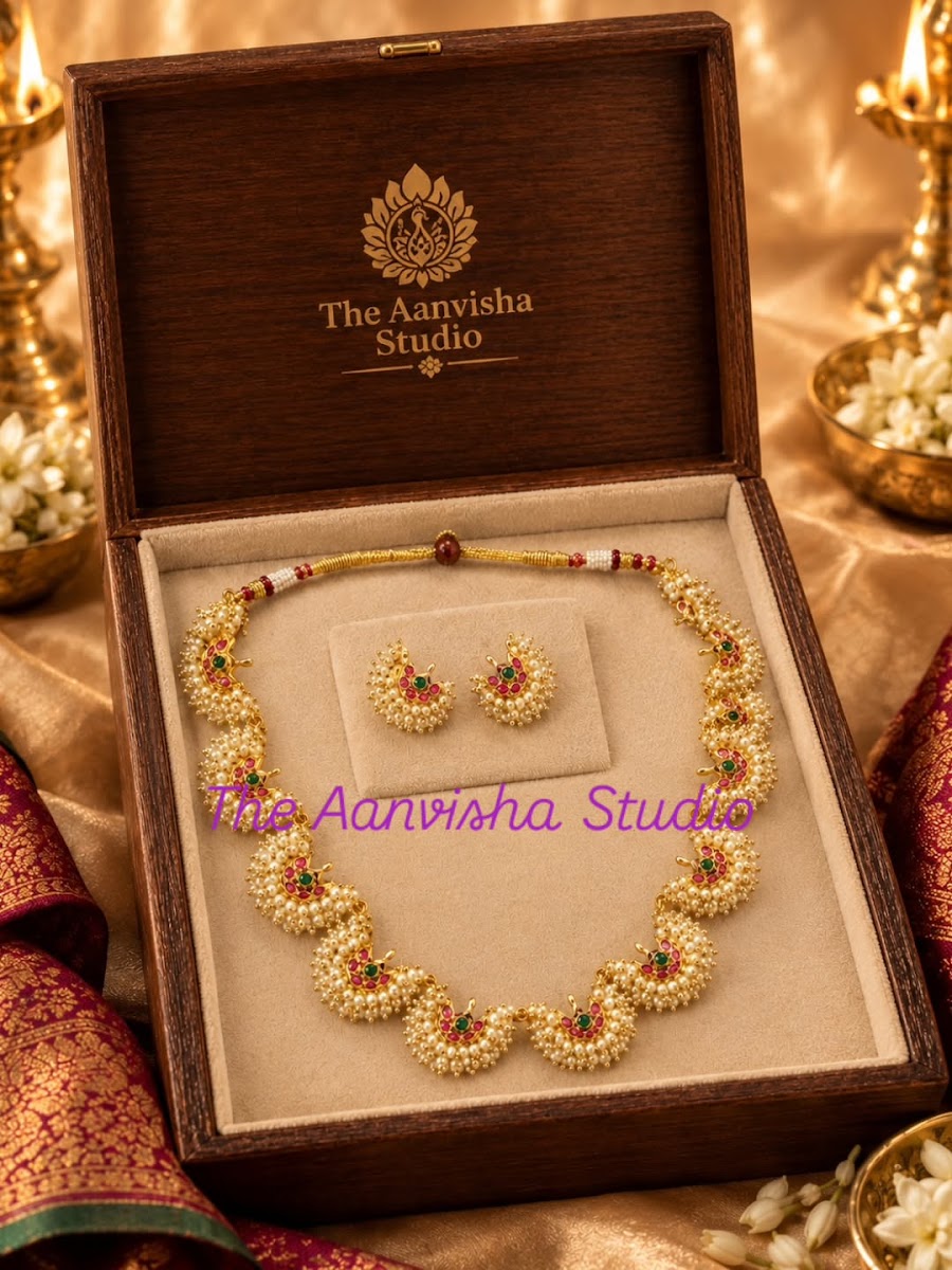 Peshwai Moti Chinchpeti and Chandrakor Pearl Necklaces